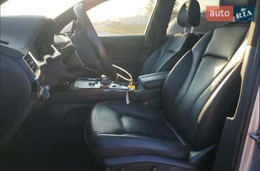 Внедорожник / Кроссовер Audi Q7 2017 в 