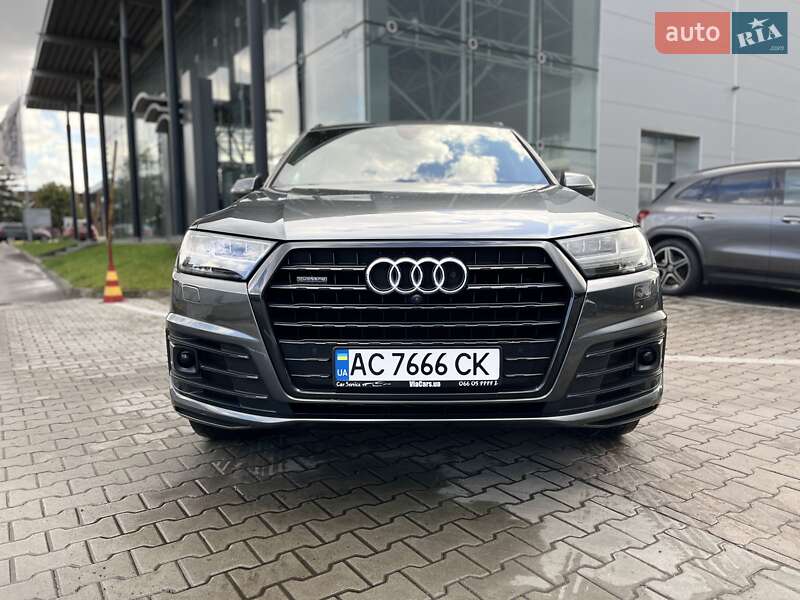 Внедорожник / Кроссовер Audi Q7 2016 в Луцке