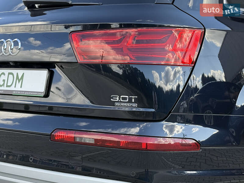 Внедорожник / Кроссовер Audi Q7 2017 в Львове