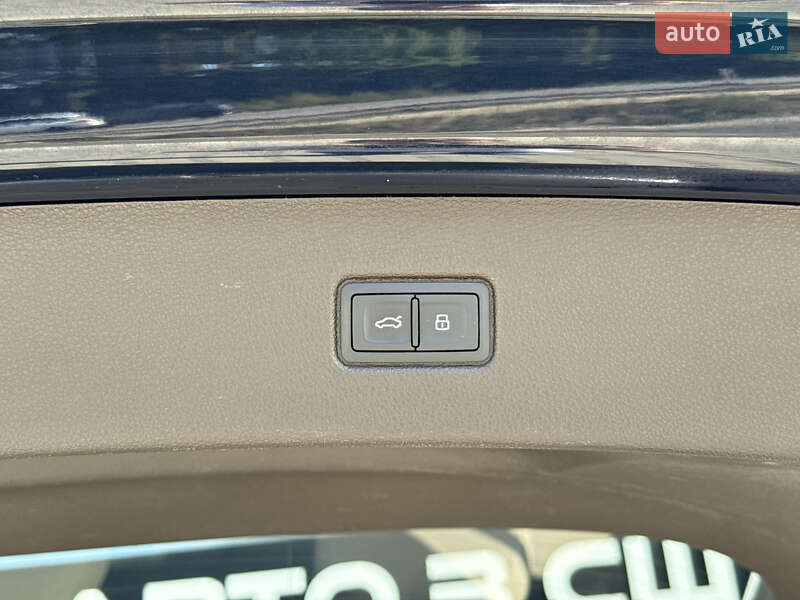 Внедорожник / Кроссовер Audi Q7 2017 в Львове