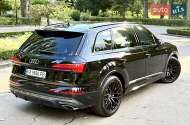 Внедорожник / Кроссовер Audi Q7 2025 в 
