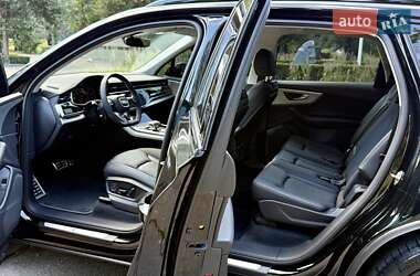 Внедорожник / Кроссовер Audi Q7 2025 в 
