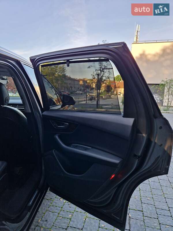 Внедорожник / Кроссовер Audi Q7 2016 в Львове