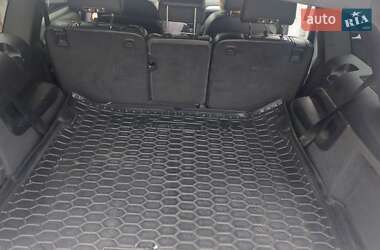 Позашляховик / Кросовер Audi Q7 2010 в 