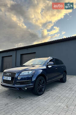 Позашляховик / Кросовер Audi Q7 2012 в 