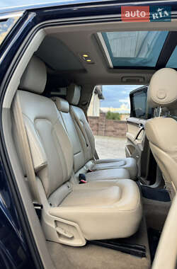 Позашляховик / Кросовер Audi Q7 2012 в 