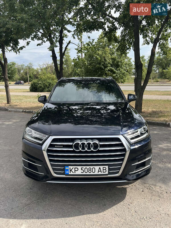 Audi Q7 2017