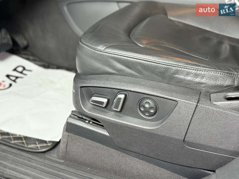 Позашляховик / Кросовер Audi Q7 2013 в Одесі