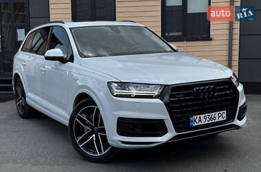 Внедорожник / Кроссовер Audi Q7 2017 в Киеве