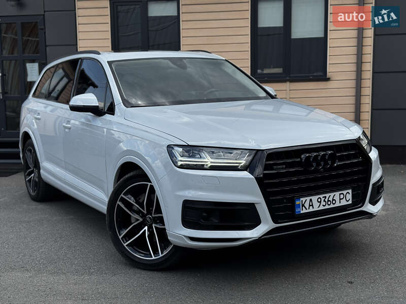 Внедорожник / Кроссовер Audi Q7 2017 в Киеве