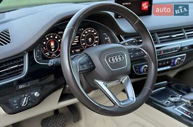 Внедорожник / Кроссовер Audi Q7 2018 в 