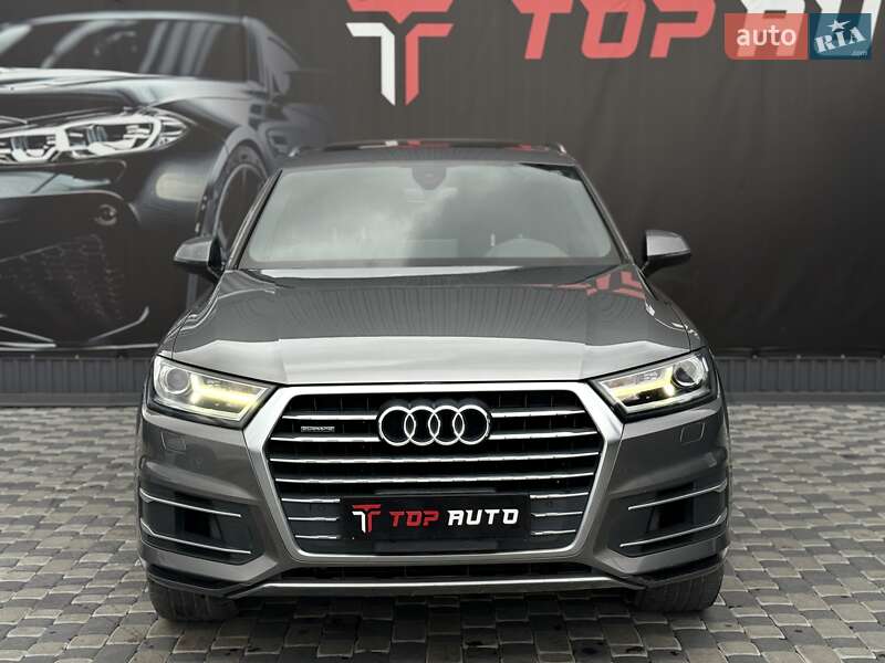 Внедорожник / Кроссовер Audi Q7 2017 в Львове