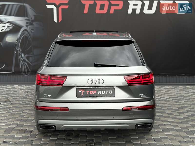 Внедорожник / Кроссовер Audi Q7 2017 в Львове