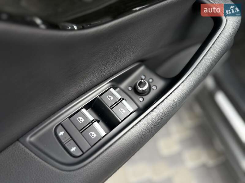 Внедорожник / Кроссовер Audi Q7 2017 в Львове
