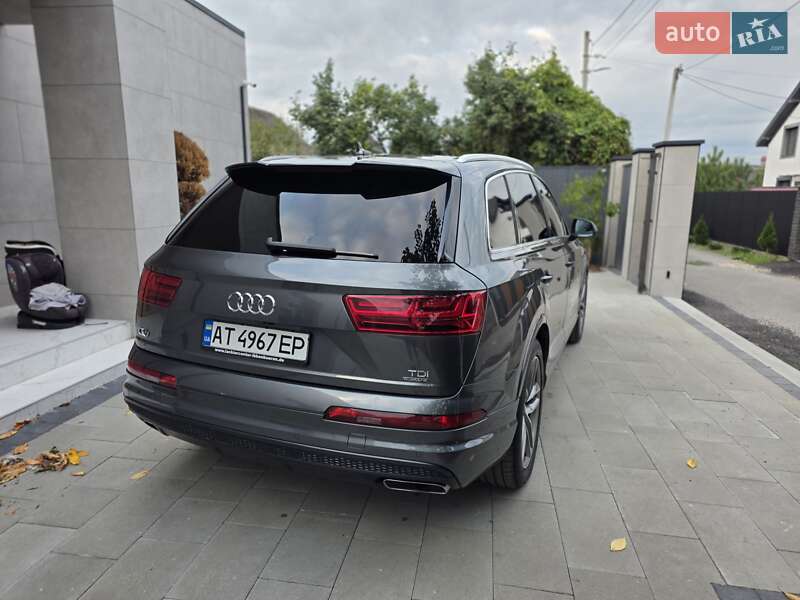 Внедорожник / Кроссовер Audi Q7 2016 в Ивано-Франковске