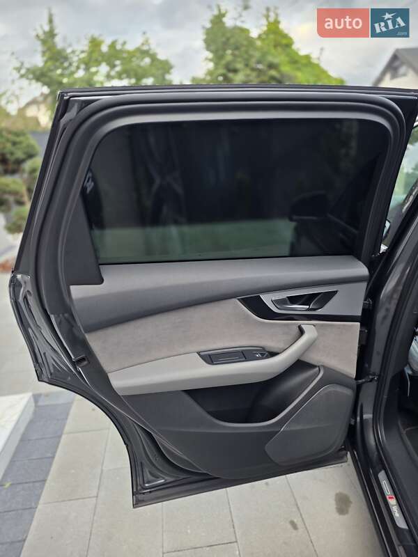 Внедорожник / Кроссовер Audi Q7 2016 в Ивано-Франковске