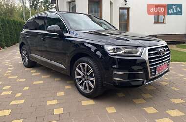Внедорожник / Кроссовер Audi Q7 2016 в Ровно