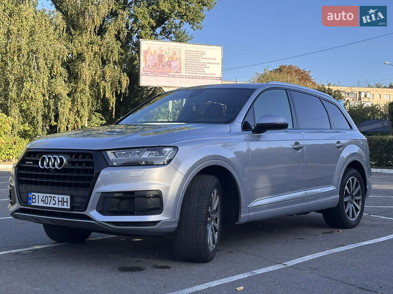Внедорожник / Кроссовер Audi Q7 2018 в Черкассах