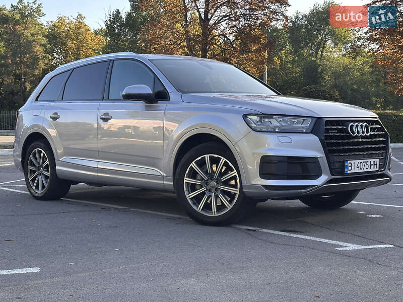 Внедорожник / Кроссовер Audi Q7 2018 в Черкассах