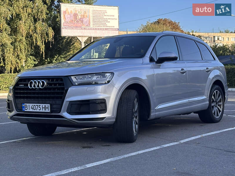 Внедорожник / Кроссовер Audi Q7 2018 в Черкассах