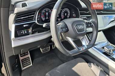 Позашляховик / Кросовер Audi Q7 2020 в 