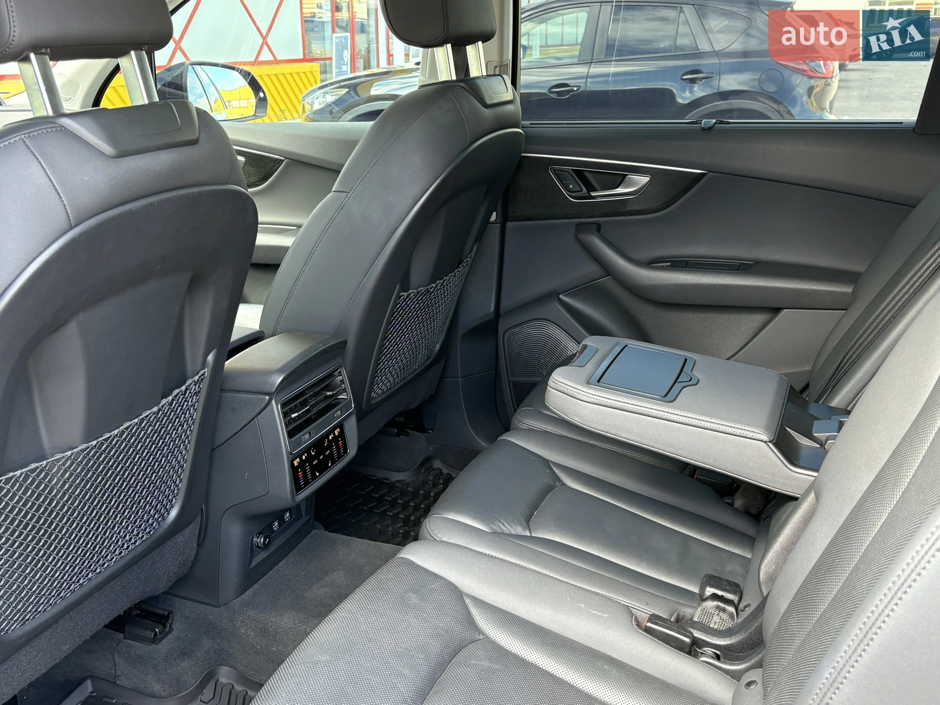2020 Audi Q7 - мініатюра 9