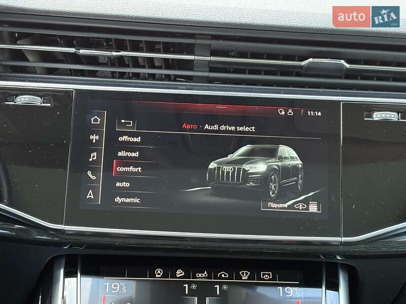 Внедорожник / Кроссовер Audi Q7 2020 в Житомире