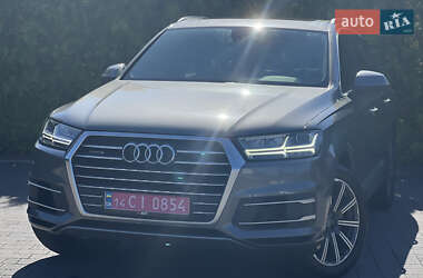 Внедорожник / Кроссовер Audi Q7 2016 в Стрые