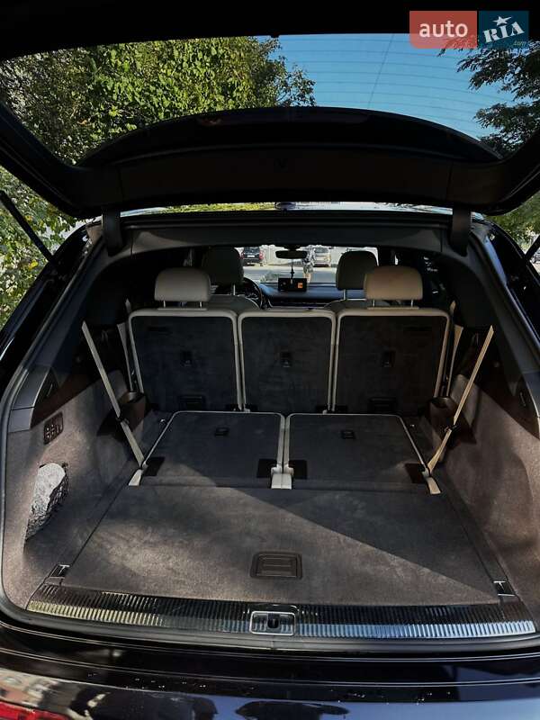 Внедорожник / Кроссовер Audi Q7 2016 в Ивано-Франковске