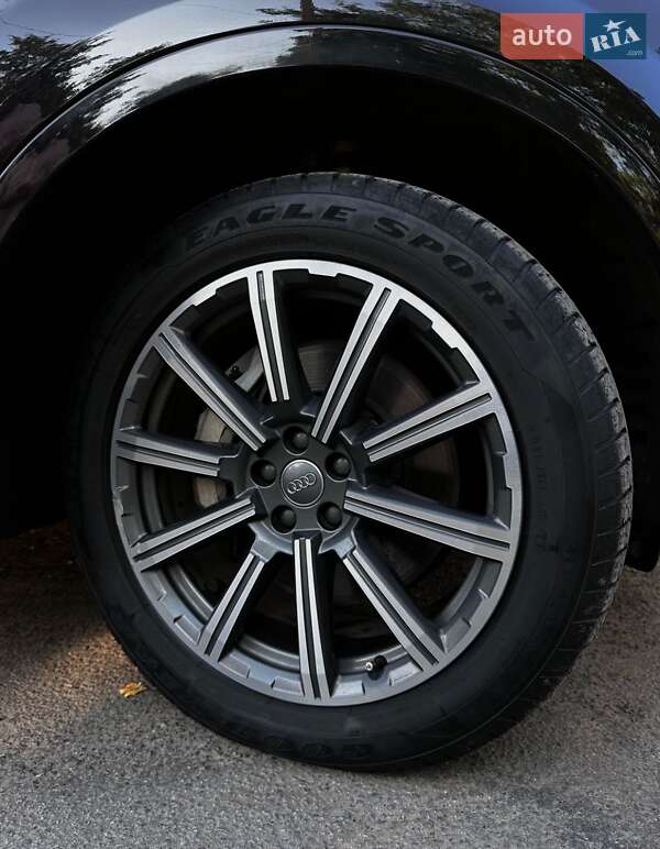 Внедорожник / Кроссовер Audi Q7 2016 в Ивано-Франковске