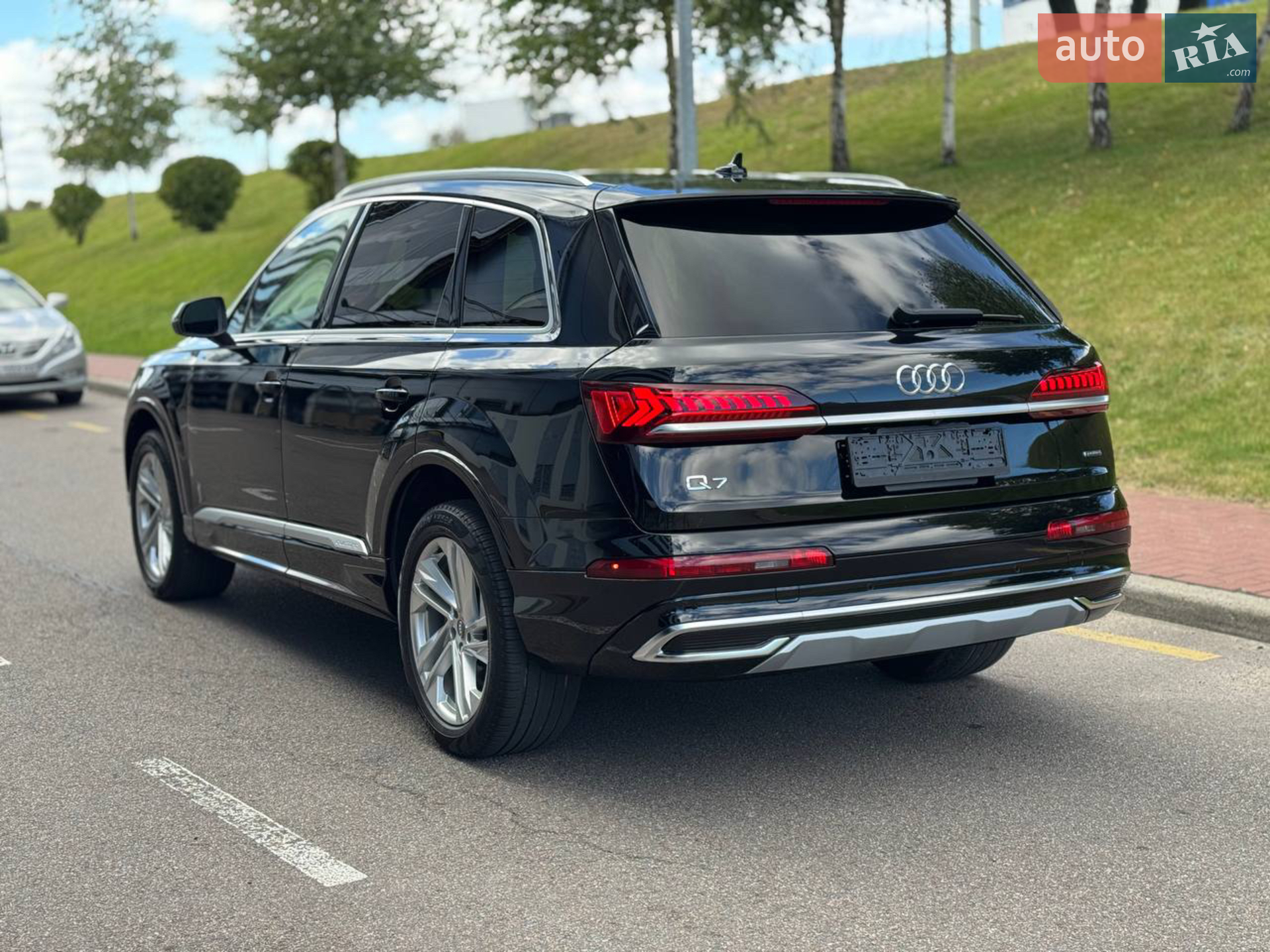 2020 Audi Q7 - мініатюра 21