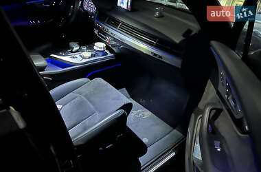 Внедорожник / Кроссовер Audi Q7 2019 в 