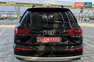 Внедорожник / Кроссовер Audi Q7 2017 в 