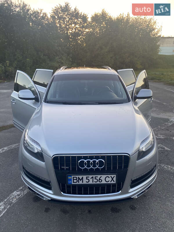 Внедорожник / Кроссовер Audi Q7 2013 в Конотопе