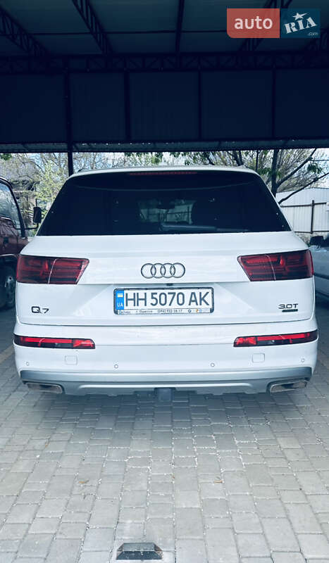 Внедорожник / Кроссовер Audi Q7 2016 в Одессе