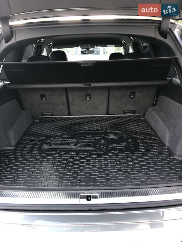 Позашляховик / Кросовер Audi Q7 2015 в Тернополі