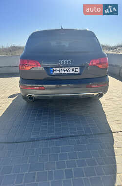 Позашляховик / Кросовер Audi Q7 2008 в 