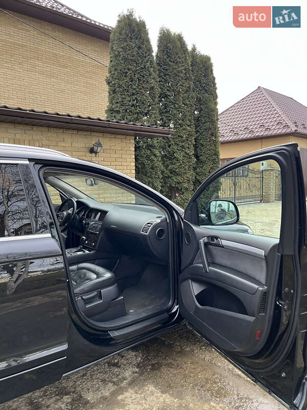 Внедорожник / Кроссовер Audi Q7 2008 в Сторожинце