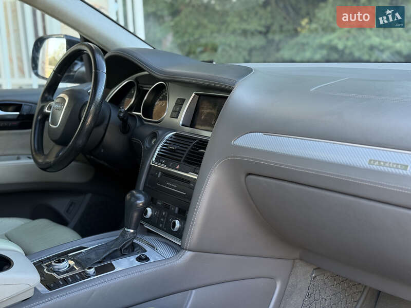 Внедорожник / Кроссовер Audi Q7 2009 в Тернополе