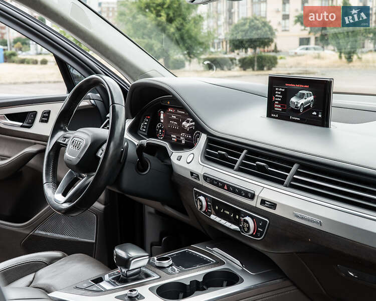 Позашляховик / Кросовер Audi Q7 2016 в Черкасах