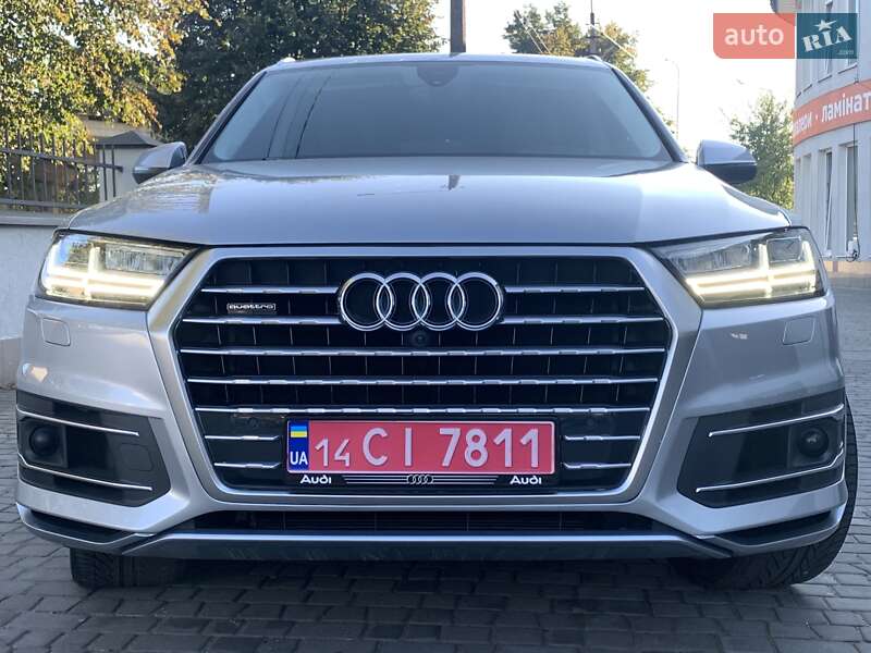 Позашляховик / Кросовер Audi Q7 2016 в Дрогобичі