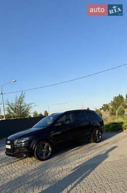 Внедорожник / Кроссовер Audi Q7 2014 в 