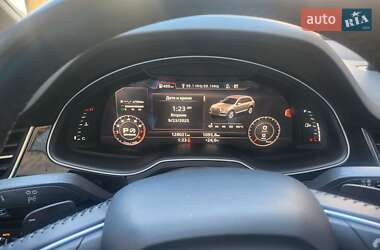 Внедорожник / Кроссовер Audi Q7 2016 в 