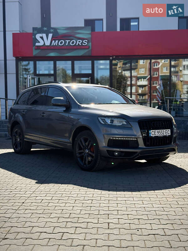 Позашляховик / Кросовер Audi Q7 2010 в Чернівцях