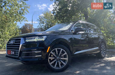 Позашляховик / Кросовер Audi Q7 2016 в 