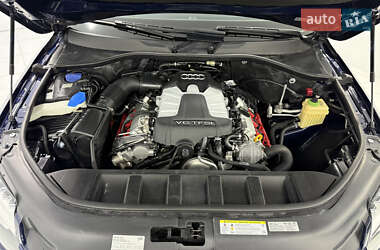 Внедорожник / Кроссовер Audi Q7 2013 в 