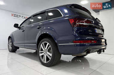 Внедорожник / Кроссовер Audi Q7 2013 в 