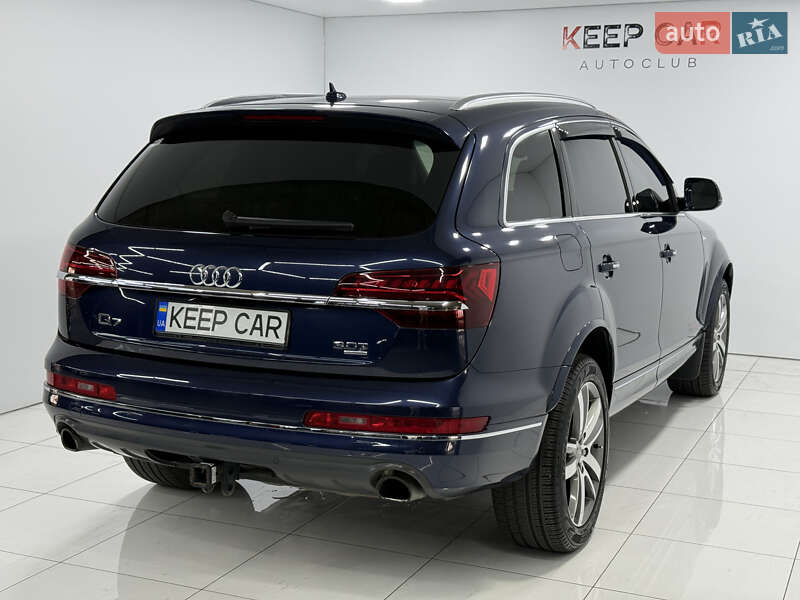 Позашляховик / Кросовер Audi Q7 2013 в Одесі