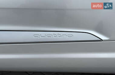 Позашляховик / Кросовер Audi Q7 2017 в 