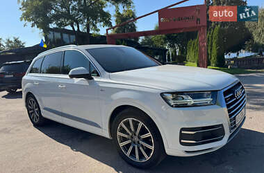Внедорожник / Кроссовер Audi Q7 2018 в 